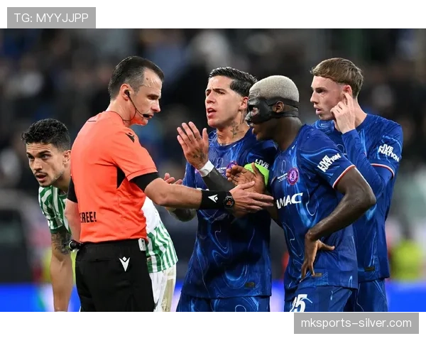 切尔西在强强对话中表现波动，关键战能力受到检验