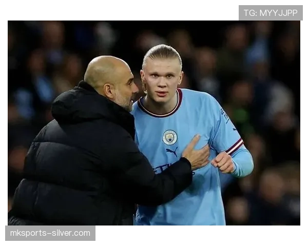 切尔西阵容豪华背景下稳定输出不足，阶段性表现受限对赛季走势形成制约