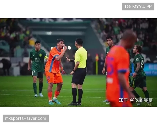 山东泰山进攻依赖克雷桑，球队体系稳定性面临考验，对赛季走势形成制约